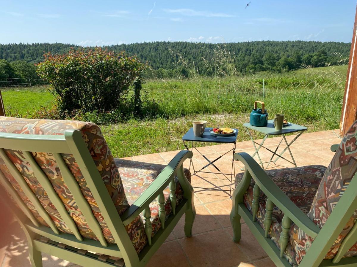Le Repaire De La Reveuse Bed and Breakfast Saint-Frajou Εξωτερικό φωτογραφία