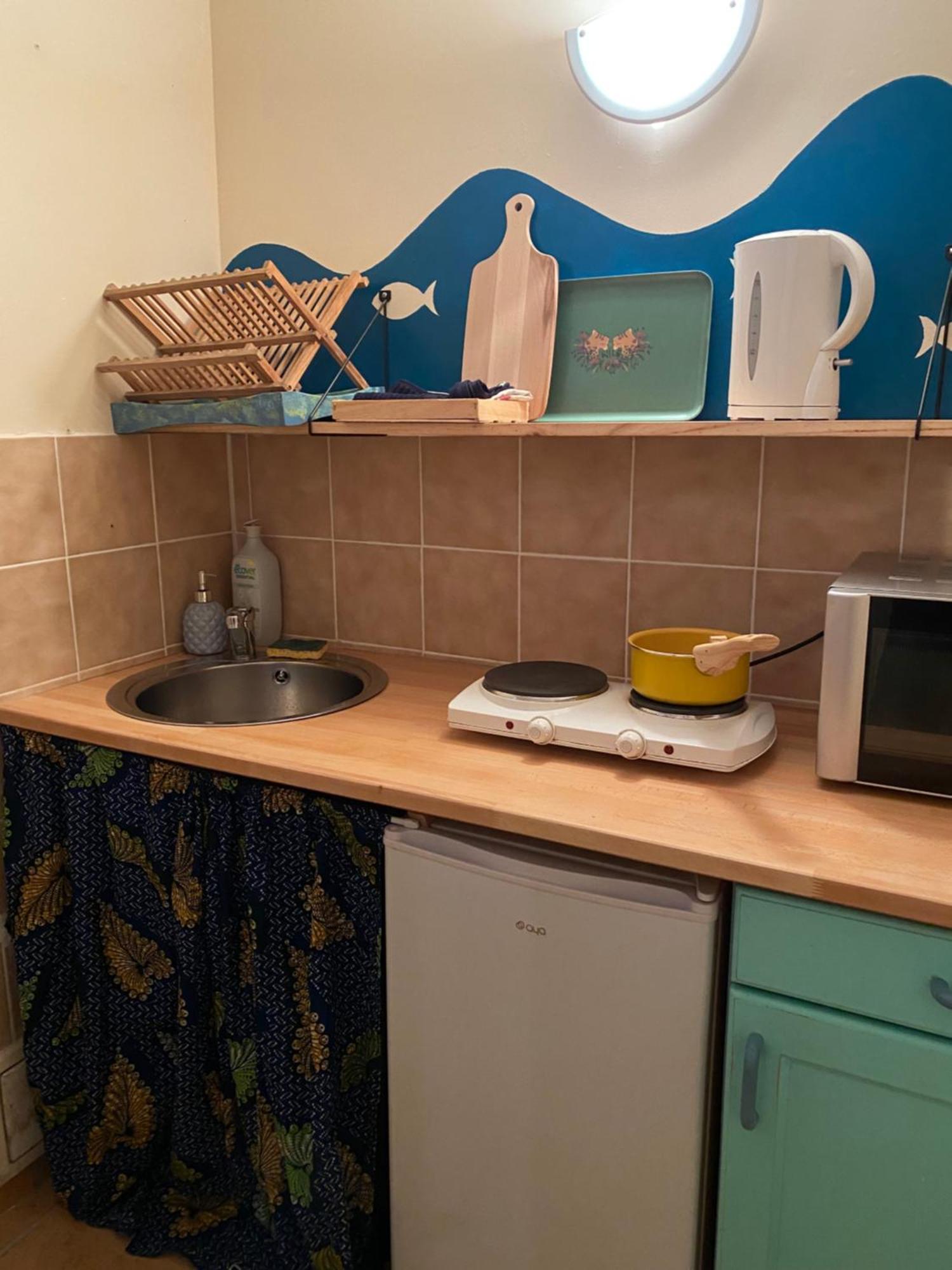 Le Repaire De La Reveuse Bed and Breakfast Saint-Frajou Εξωτερικό φωτογραφία